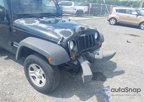 2010 Jeep Wrangler Sport из США, поврежденный, VIN 1J4AA2D17AL105600
